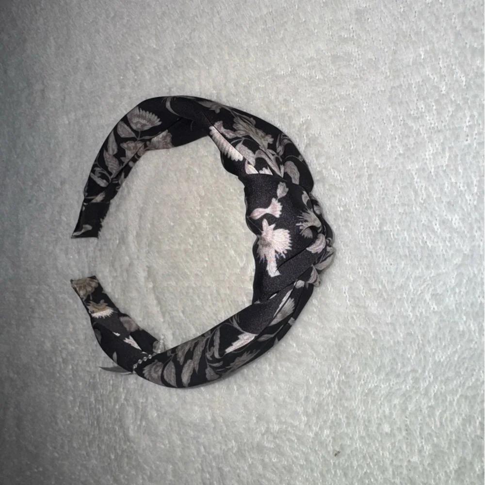 🛍️ Headband Accessory - Picture 6 of 6